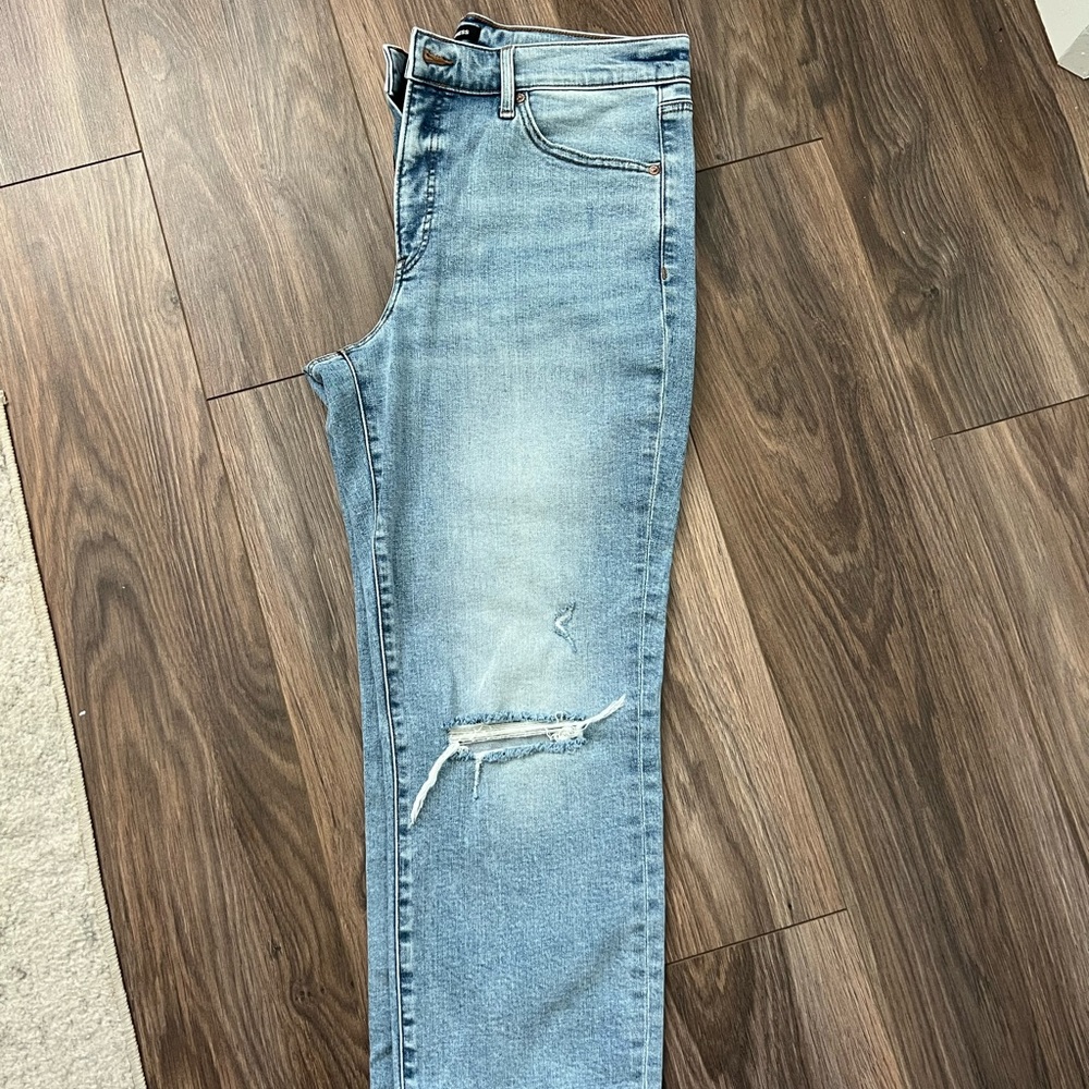 Express Distressed Jeans 👖